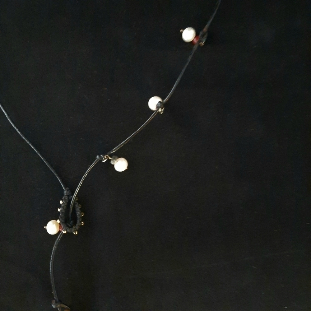 Handcrafted Natural Pearl and Real Ruby Leather Lariat Necklace - Picture 12 of 13
